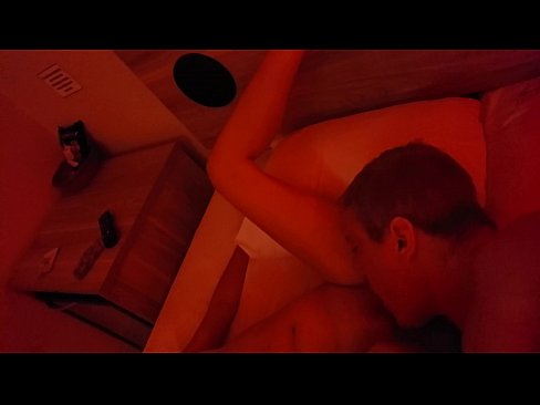 ❤️ Нойтон хөхөө долоож байна. ❤ Зовх видео mn.wassell.ru ❌️
